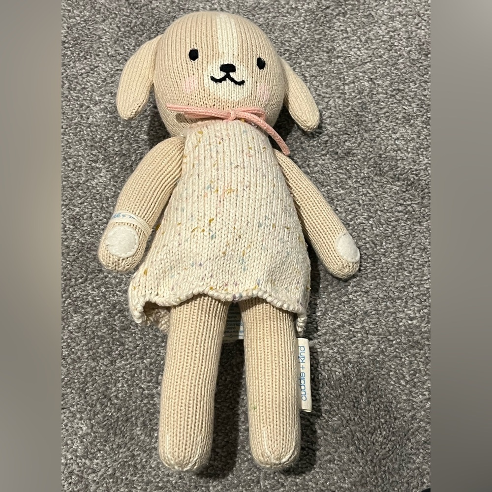 Cuddle + Kind - “Mia” the dog